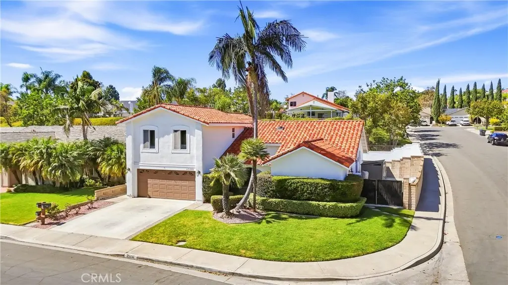 23235 Via Guadix, Mission Viejo, CA — listing photo 1