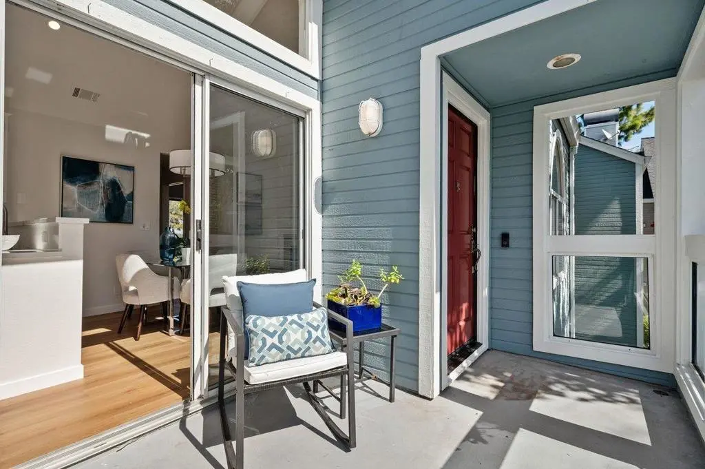 825 Portwalk Place, Redwood City, CA — listing photo 1