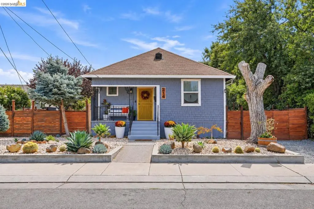 214 E Knoles Way, Stockton, CA — listing photo 1