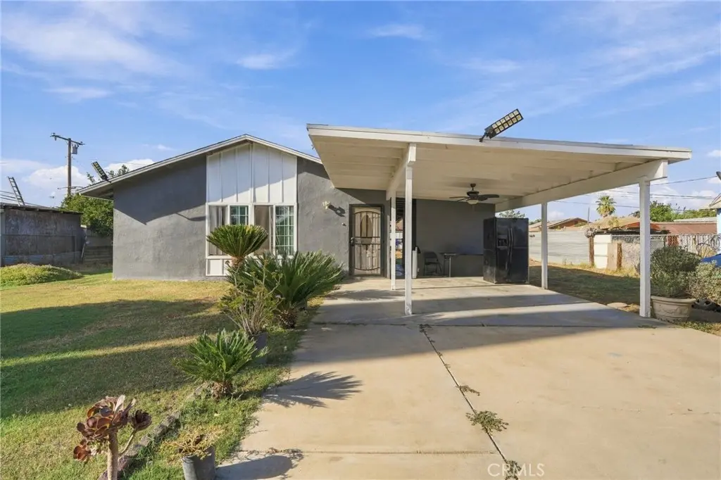 16420 Hudson, Tulare, CA — listing photo 1