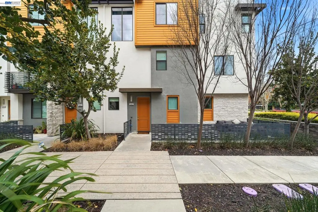 Townhouse for sale at 5862 Cadence Ave, Dublin, CA featuring 4 beds and 4 baths