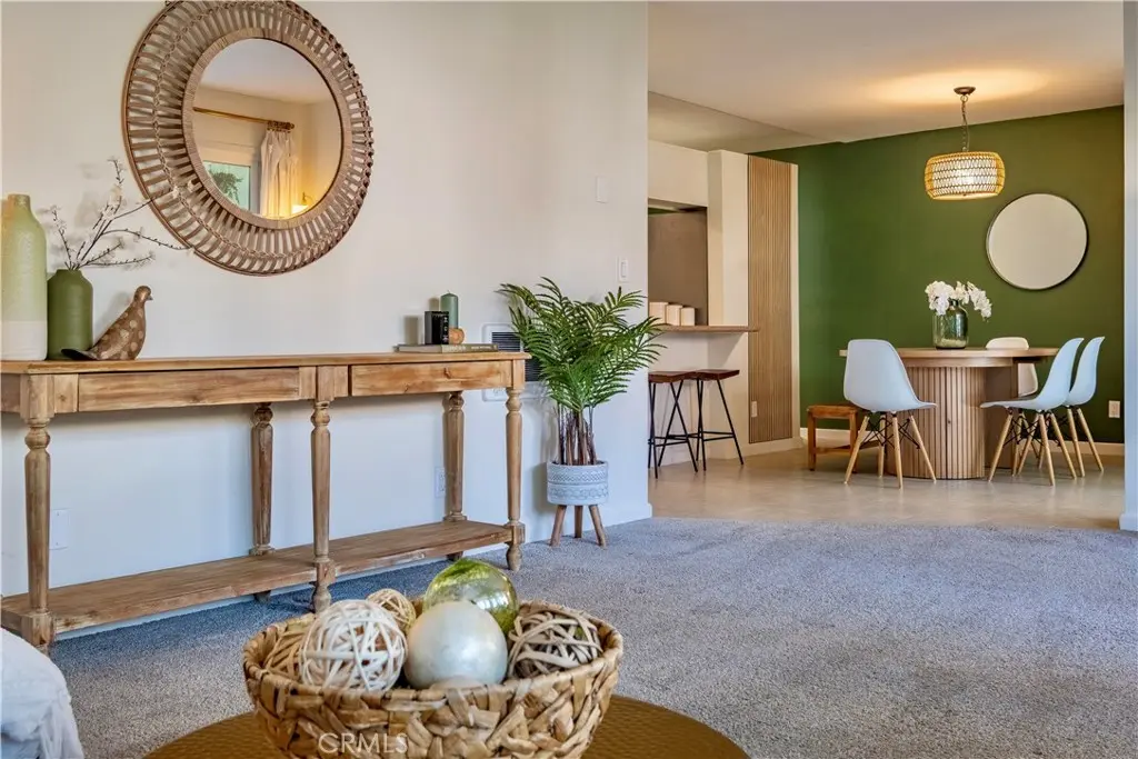 814 Camino Real 101, Redondo Beach, CA — listing photo 1