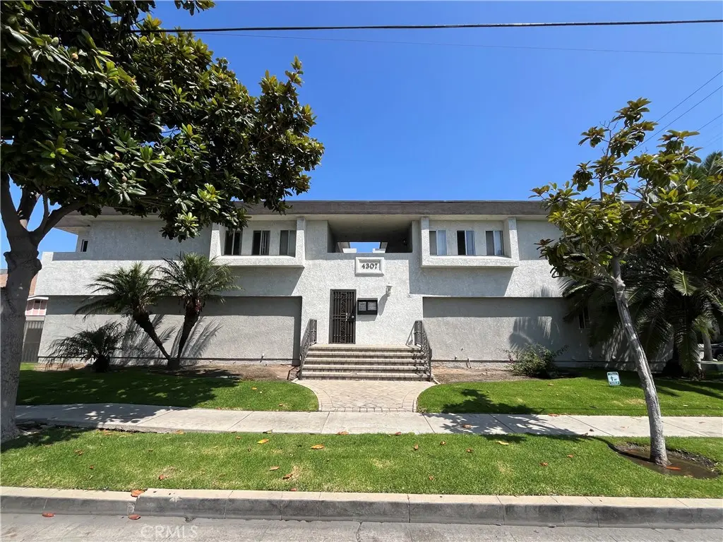 4307 W 142nd Street 4, Hawthorne, CA — listing photo 1
