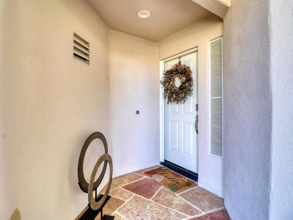 37669 Breeze Way, Palm Desert, CA — listing photo 1