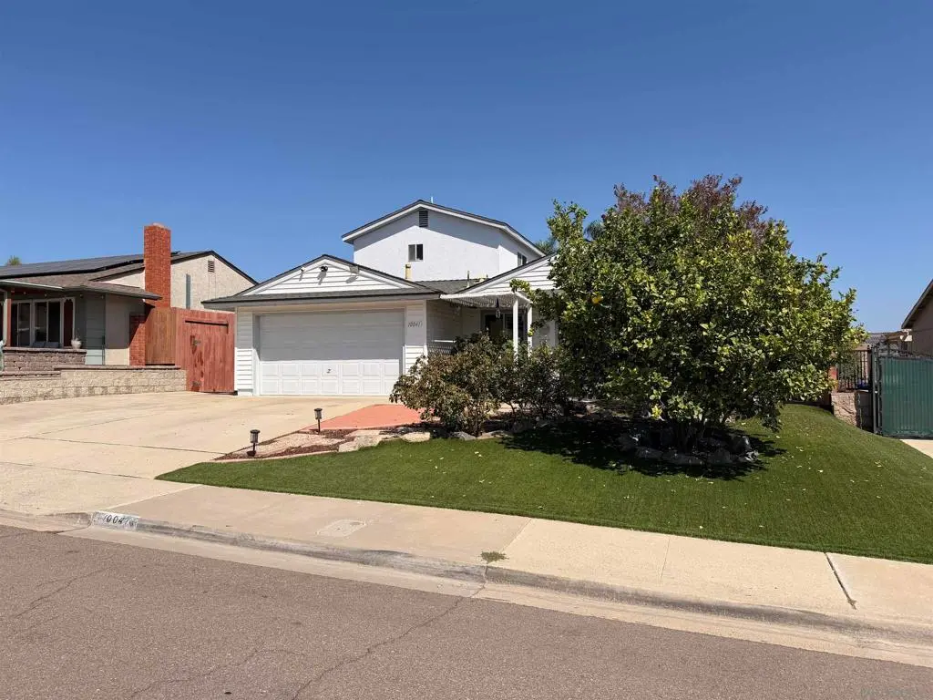 10041 N Gem Tree Way, Santee, CA — listing photo 1