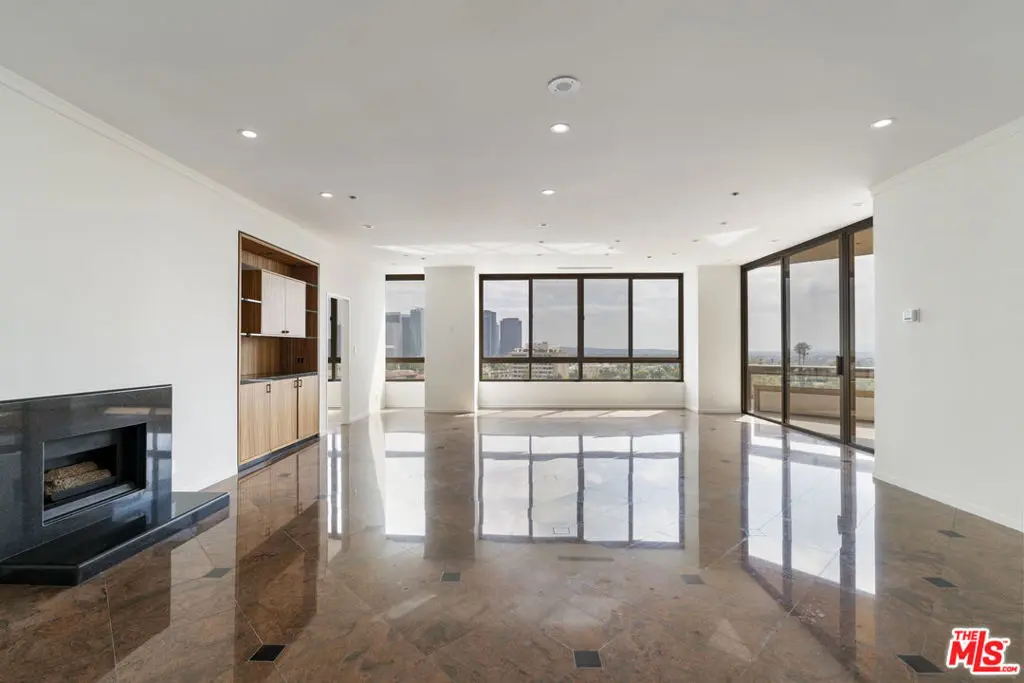 Condominium for sale at 10430 Wilshire Boulevard 606, Los Angeles, CA featuring 2 beds and 3 baths