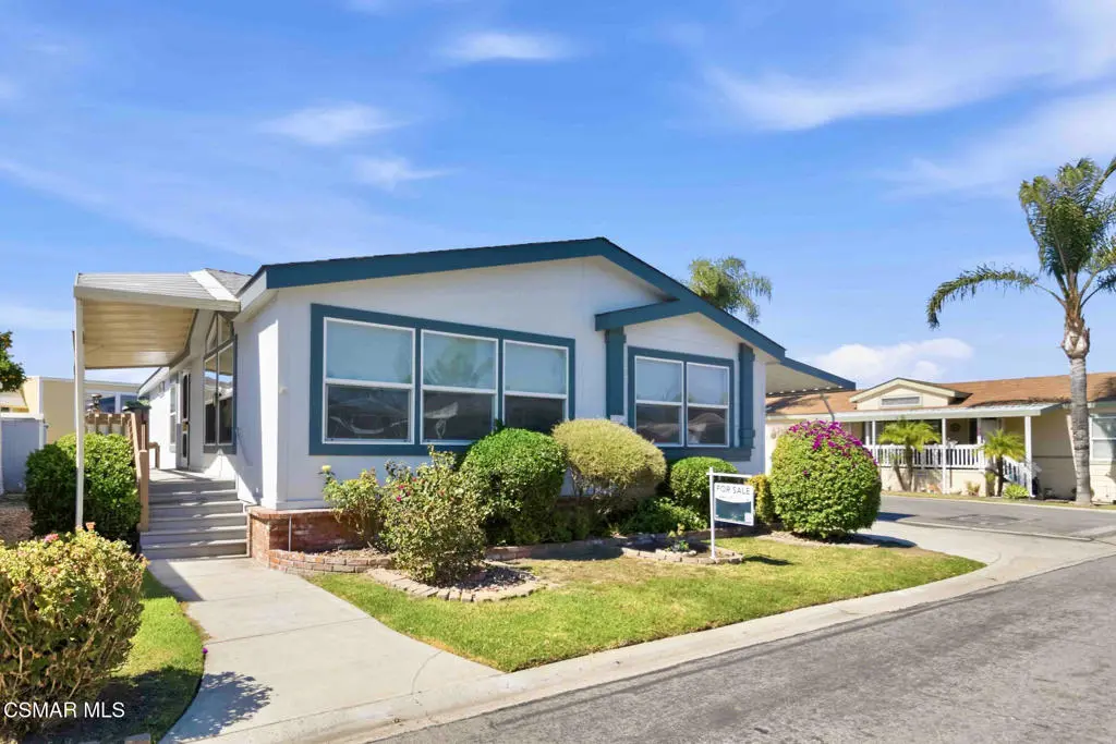 195 Tierra Rejada Road 127, Simi Valley, CA — listing photo 1