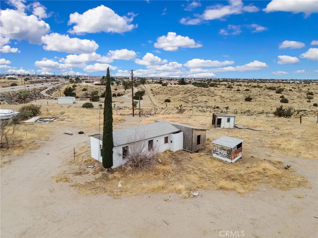9770 Verbena, Hesperia, CA — listing photo 1
