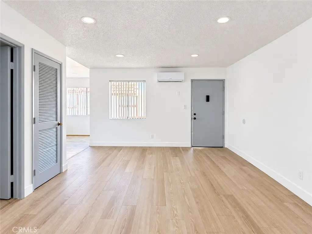 801 E Chestnut Street 8, Glendale, CA — listing photo 1