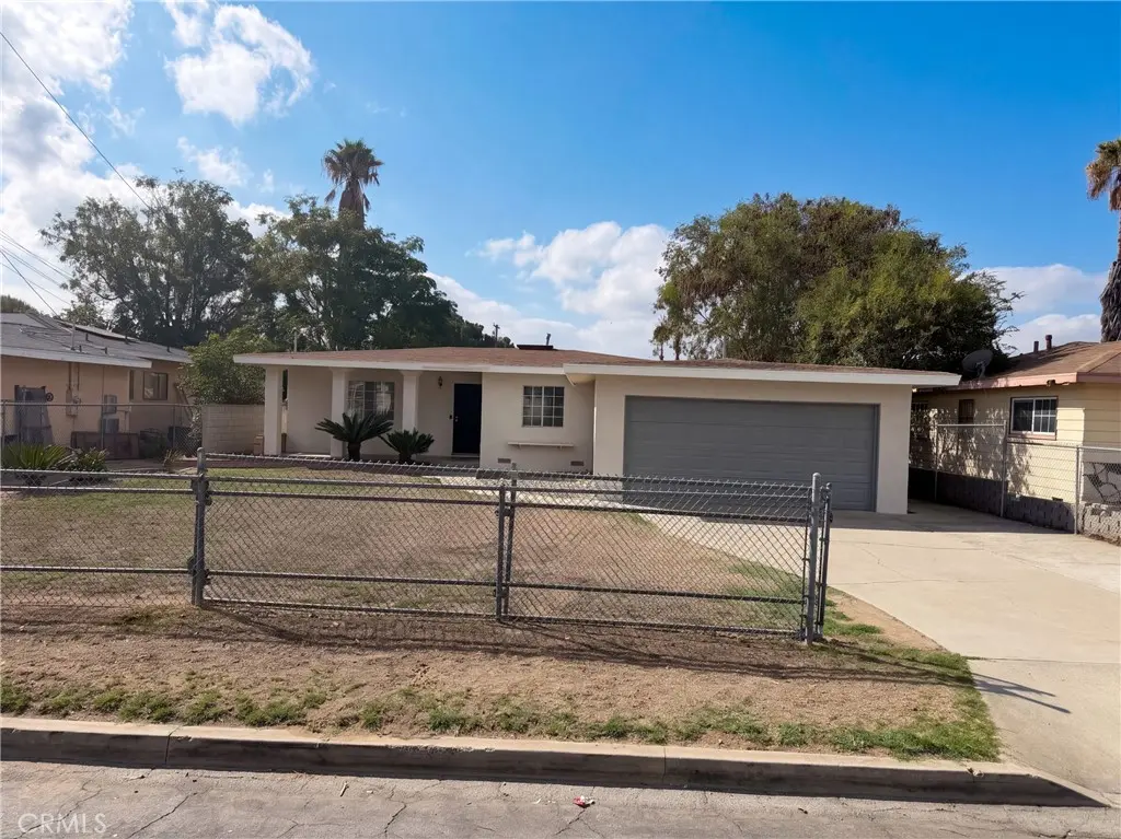 17787 Ivy, Fontana, CA — listing photo 1