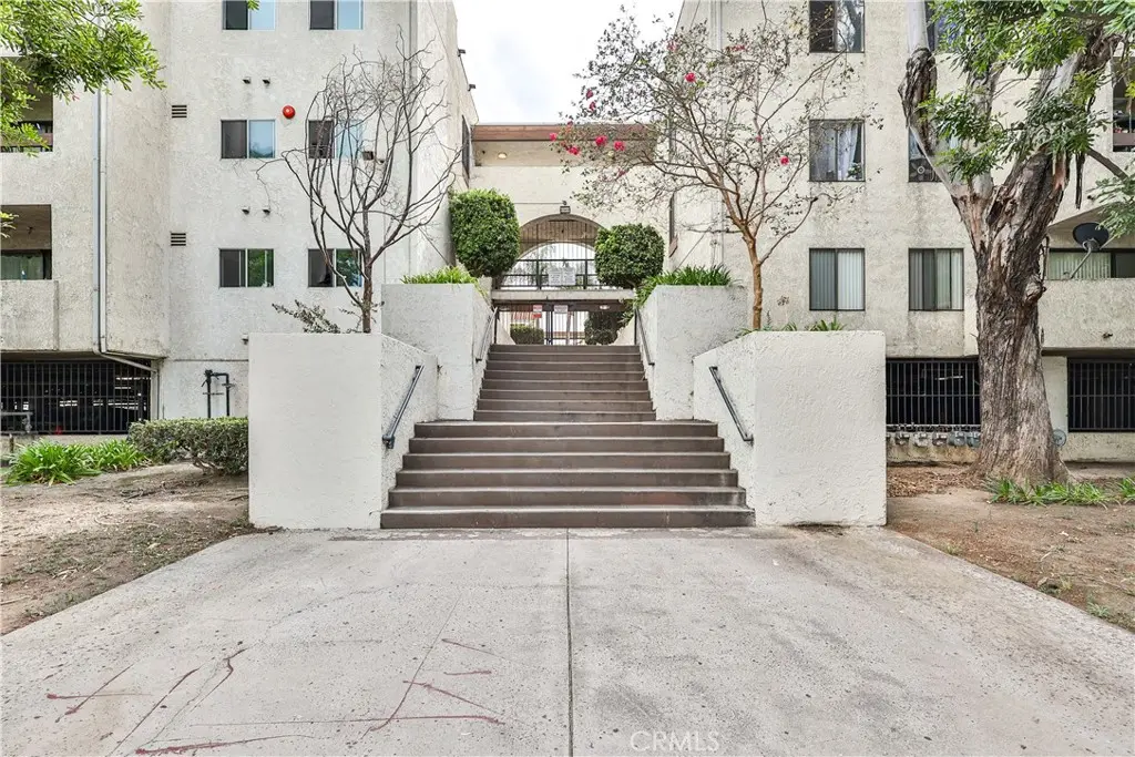 700 W 3rd A110, Santa Ana, CA — listing photo 1