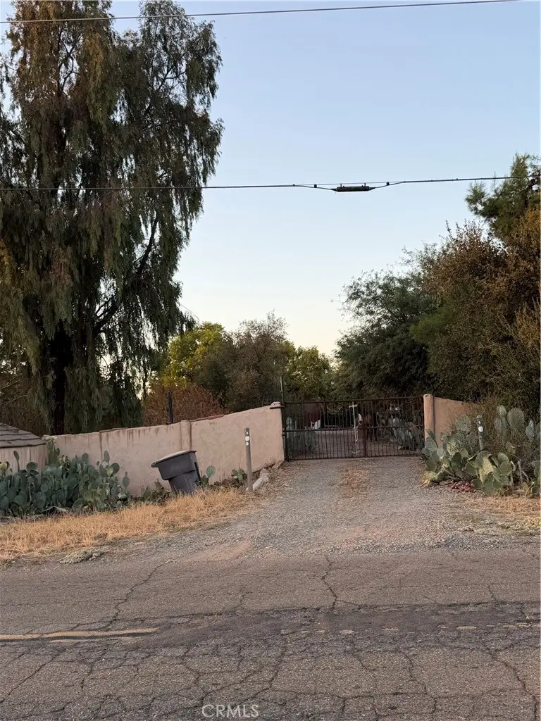 8990 East Ave, Ballico, CA — listing photo 1