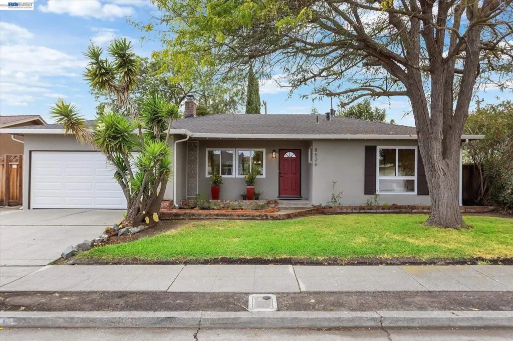 Single Family Residence for sale at 8526 Briarwood Ln, Dublin, CA featuring 3 beds and 2 baths