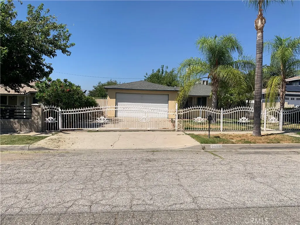 1424 Lynwood Way, Highland, CA — listing photo 1