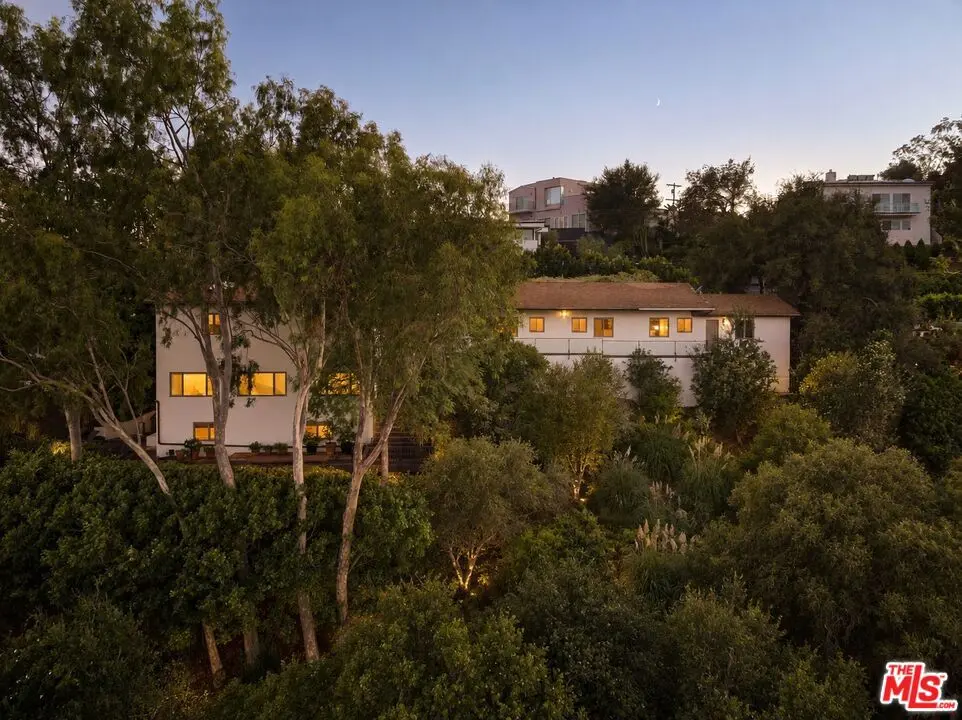 1018 N Tigertail Road, Los Angeles, CA — listing photo 1