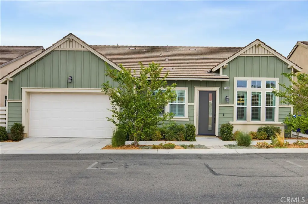 25110 Citron Lane, Canyon Country, CA — listing photo 1