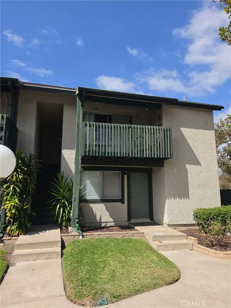 23298 Orange 4, Lake Forest, CA — listing photo 1