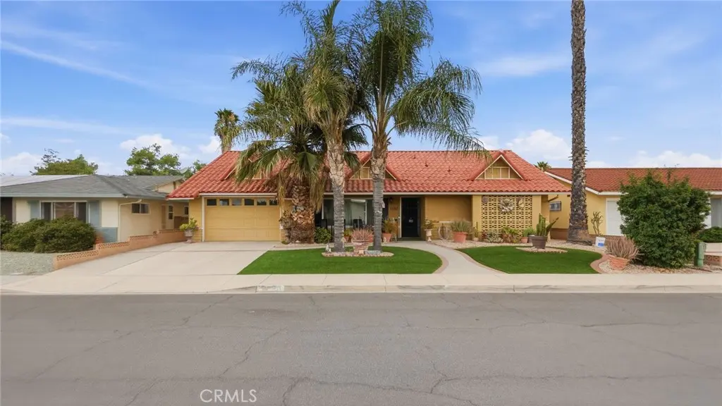 1180 Amberwood Drive, Hemet, CA — listing photo 1