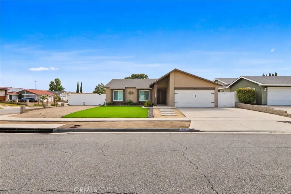 1305 Turquoise, Corona, CA — listing photo 1