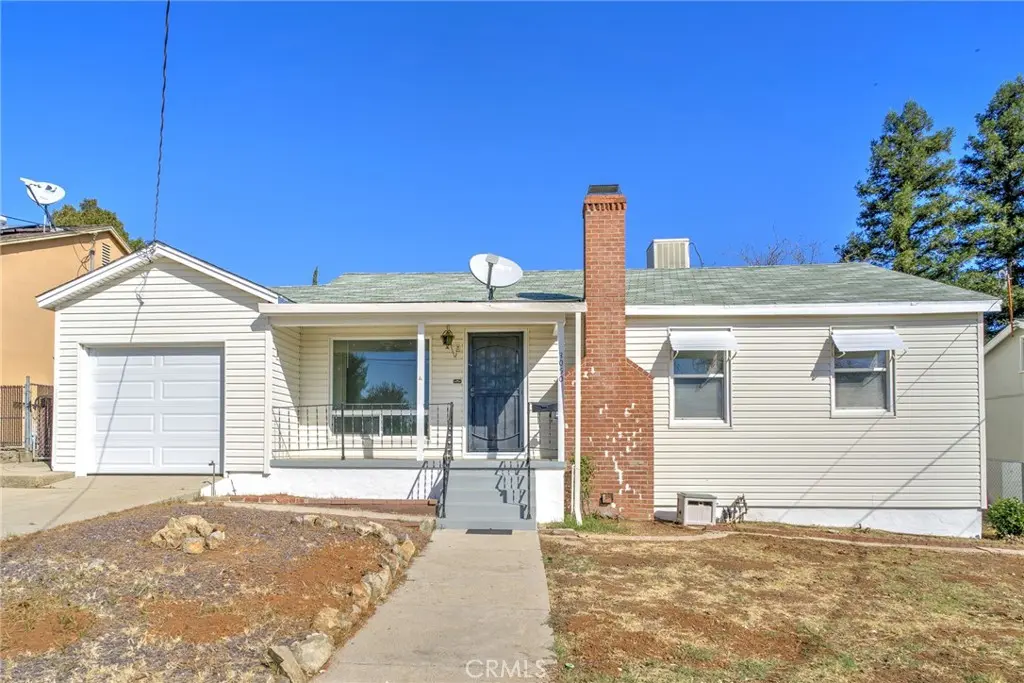 Single Family Residence for sale at 3050 Clemo Avenue, Oroville, CA featuring 3 beds and 1 bath