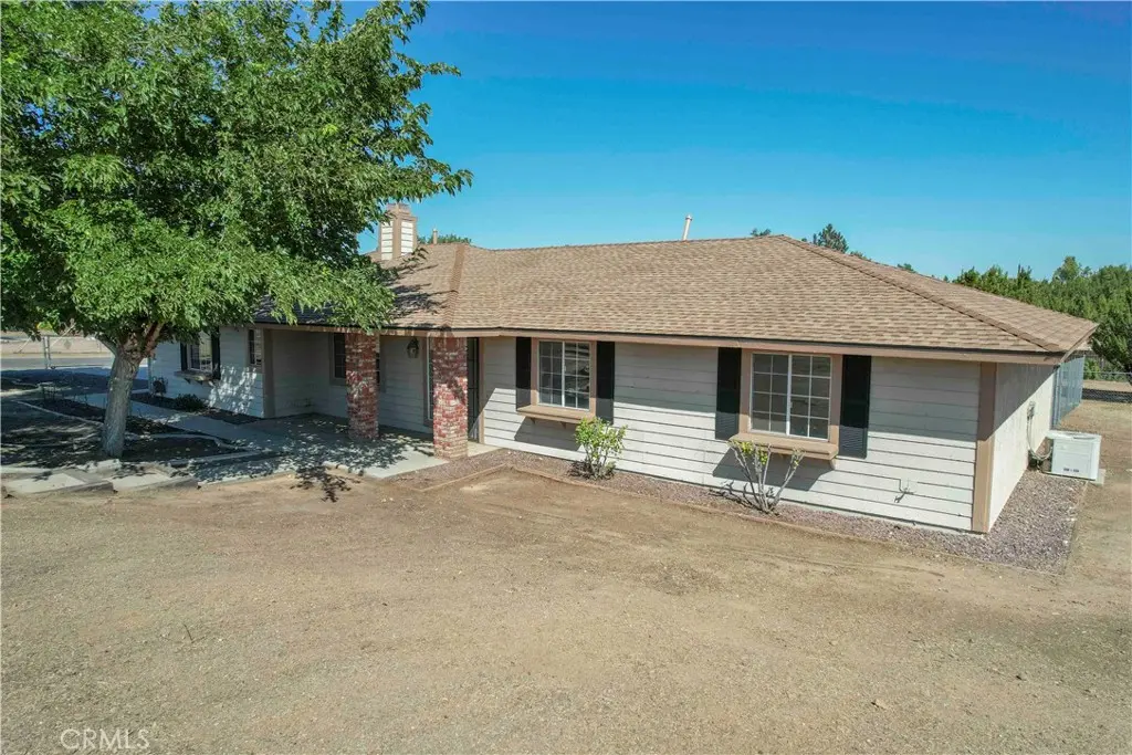 17010 Ranchero, Hesperia, CA — listing photo 1