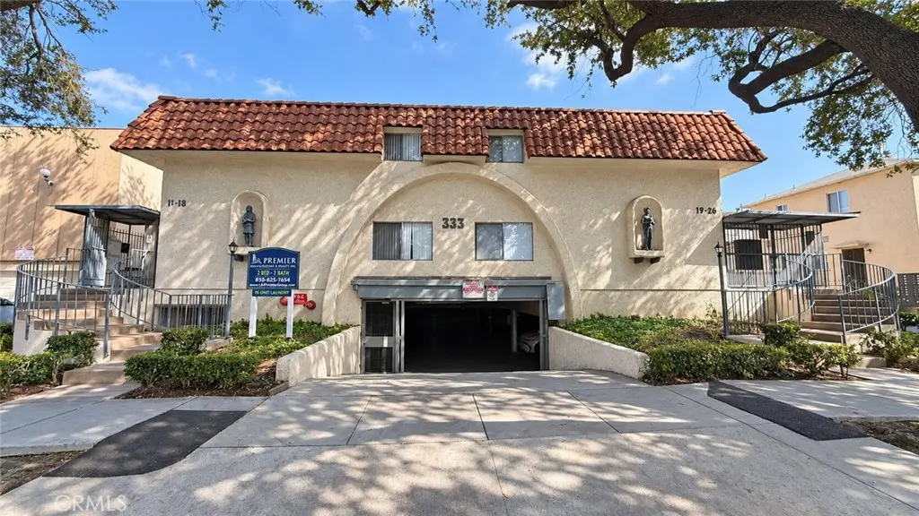 333 Riverdale Drive 14, Glendale, CA — listing photo 1