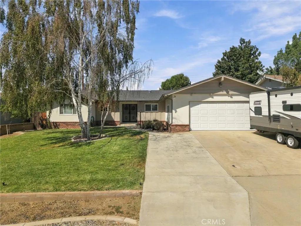 35580 Bella Vista, Yucaipa, CA — listing photo 1