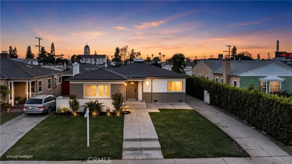 8713 S 7th Avenue, Inglewood, CA — listing photo 1