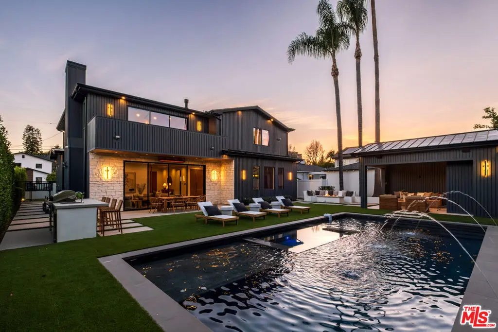 15473 La Maida Street, Sherman Oaks, CA — listing photo 1