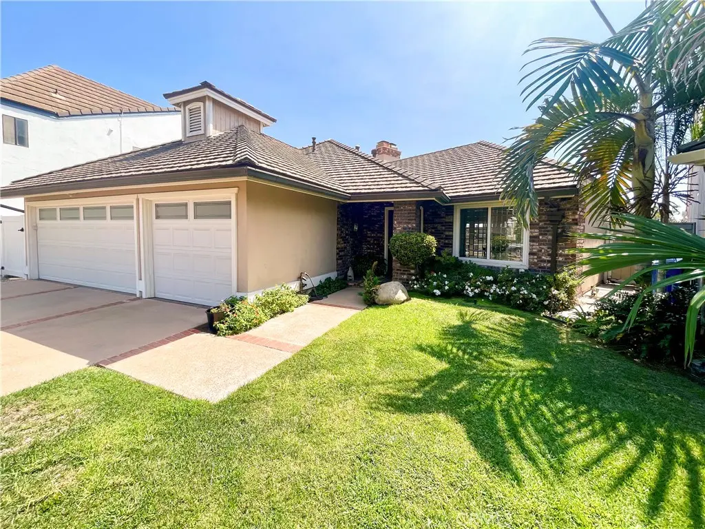 6261 Majorca Circle, Long Beach, CA — listing photo 1