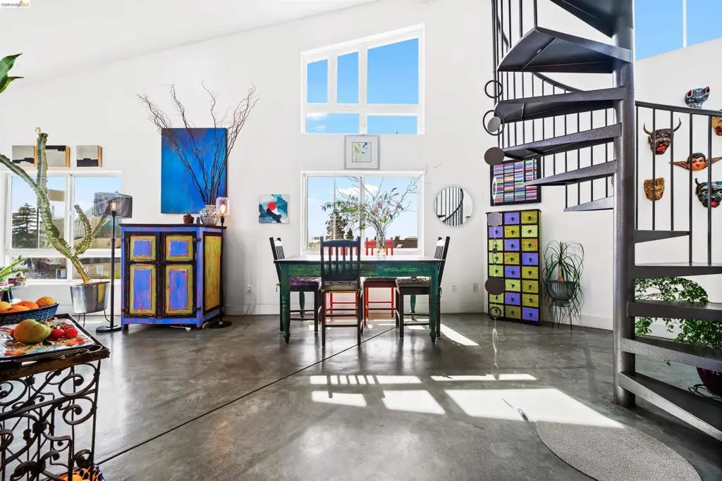 Condominium for sale at 675 8th St 16, Oakland, CA featuring 2 beds and 2 baths
