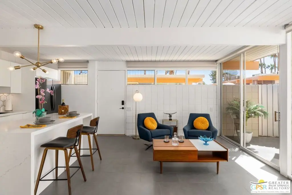 1111 E Palm Canyon Drive 307, Palm Springs, CA — listing photo 1