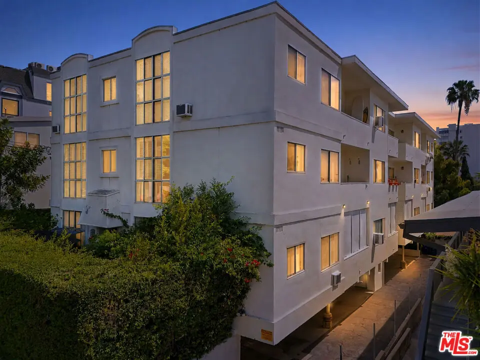 1214 N Clark Street, West Hollywood, CA — listing photo 1