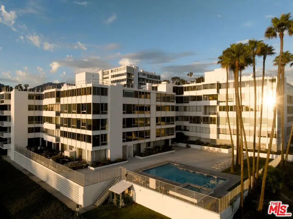 Condominium for sale at 17366 W Sunset Boulevard 102, Los Angeles, CA featuring 1 bed and 1 bath
