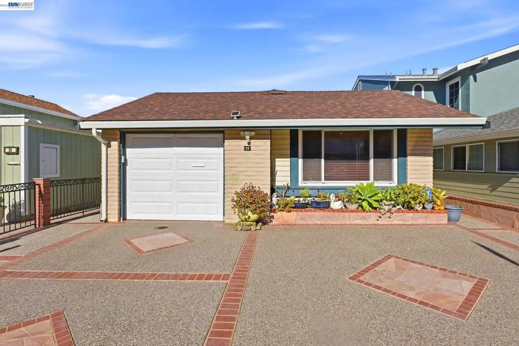 22 John Glenn Cir, Daly City, CA — listing photo 1