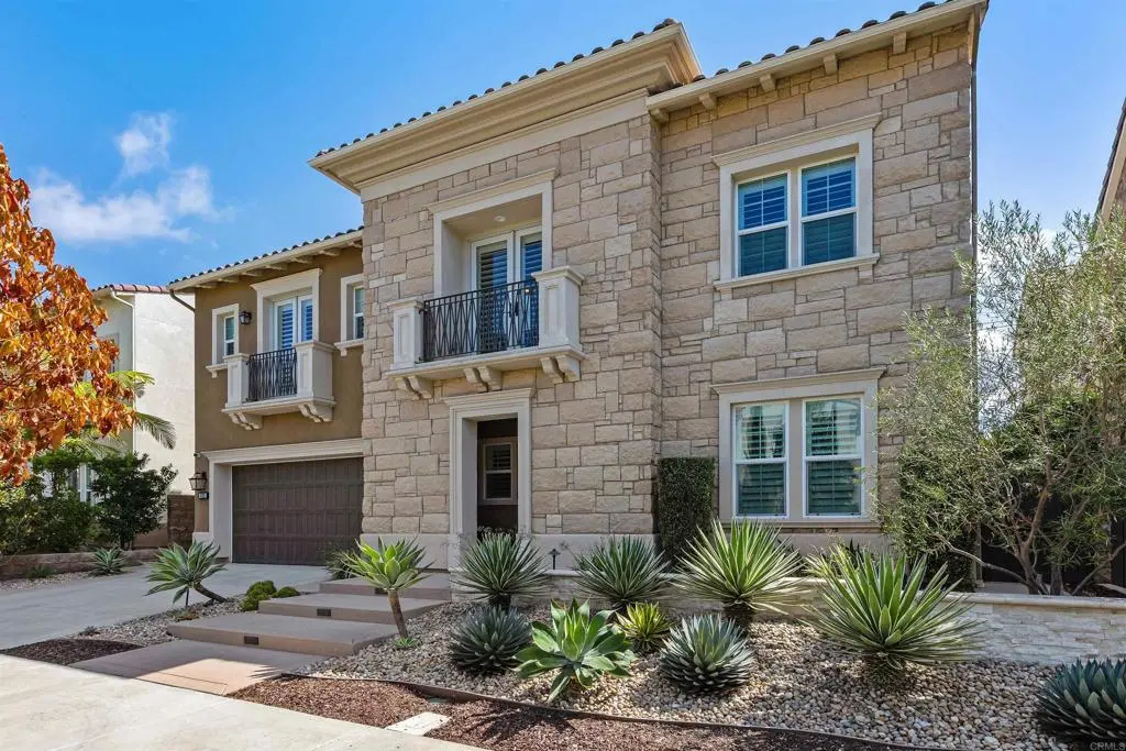 Single Family Residence for sale at 4725 Kentner Court, Carlsbad, CA featuring 5 beds and 6 baths