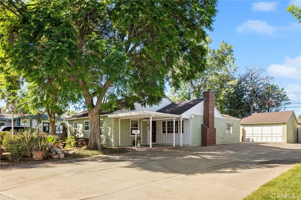 6825 Glacier Drive, Riverside, CA — listing photo 1