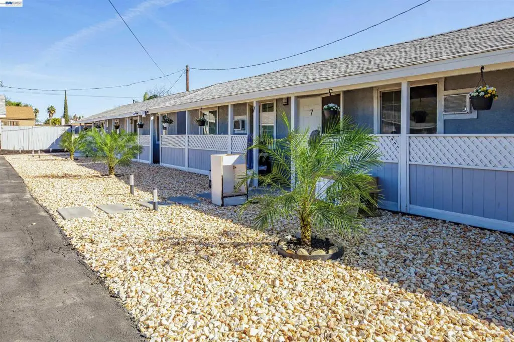 Residential Income for sale at 3836 El Camino Ave, Ceres, CA