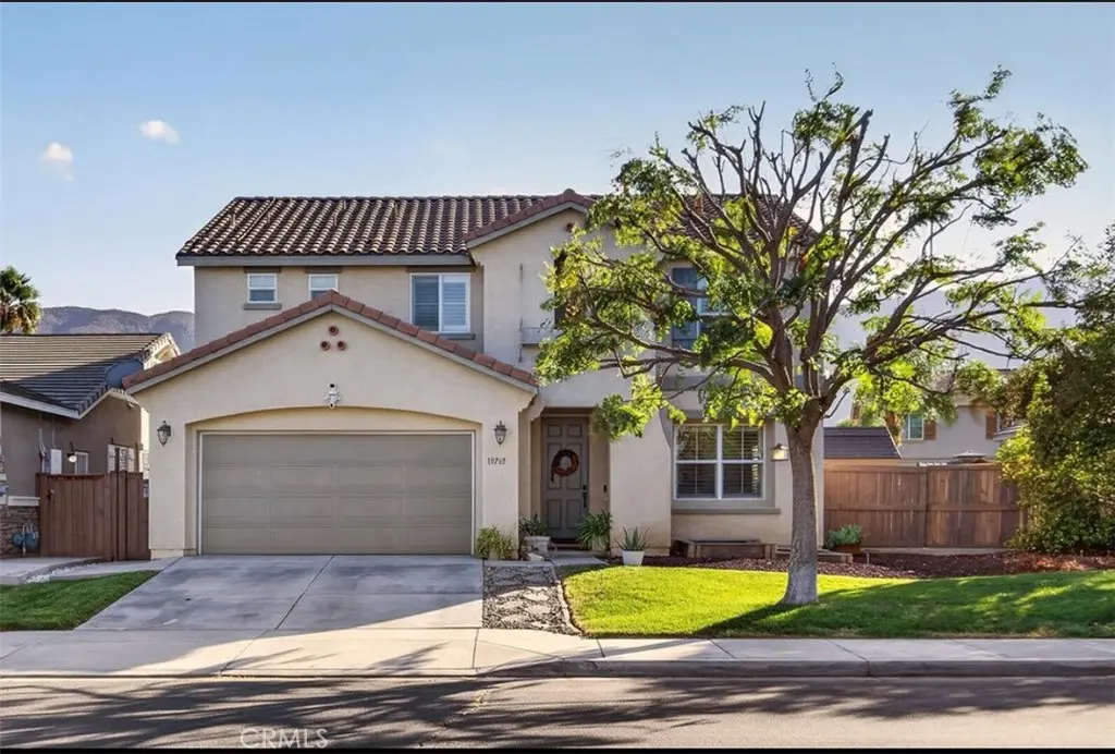 19765 Berrywood, Lake Elsinore, CA — listing photo 1