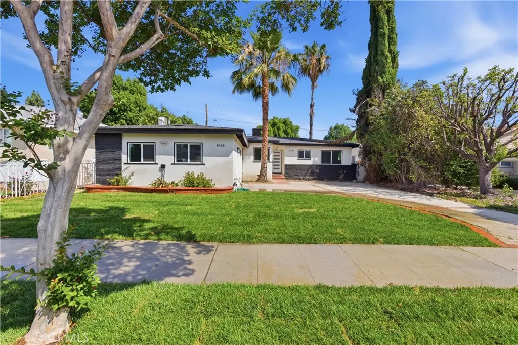 19649 Friar Street, Tarzana, CA — listing photo 1