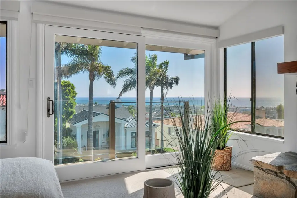 Single Family Residence for rent at 857 6th, Manhattan Beach, CA featuring 4 beds and 3 baths