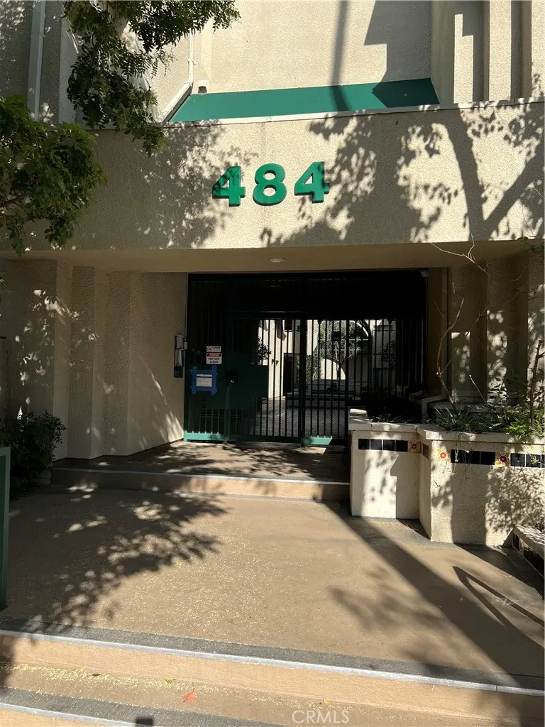 484 S Euclid, Pasadena, CA — listing photo 1