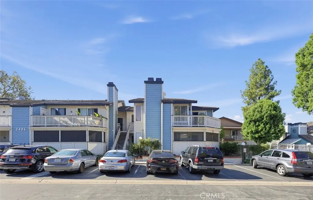 2486 Pleasant Way B, Thousand Oaks, CA — listing photo 1