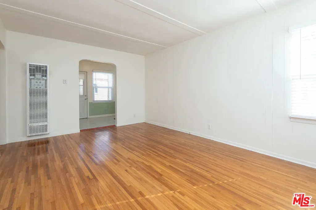 Single Family Residence for rent at 2594 Amherst Ave, Los Angeles, CA featuring 1 bed and 1 bath