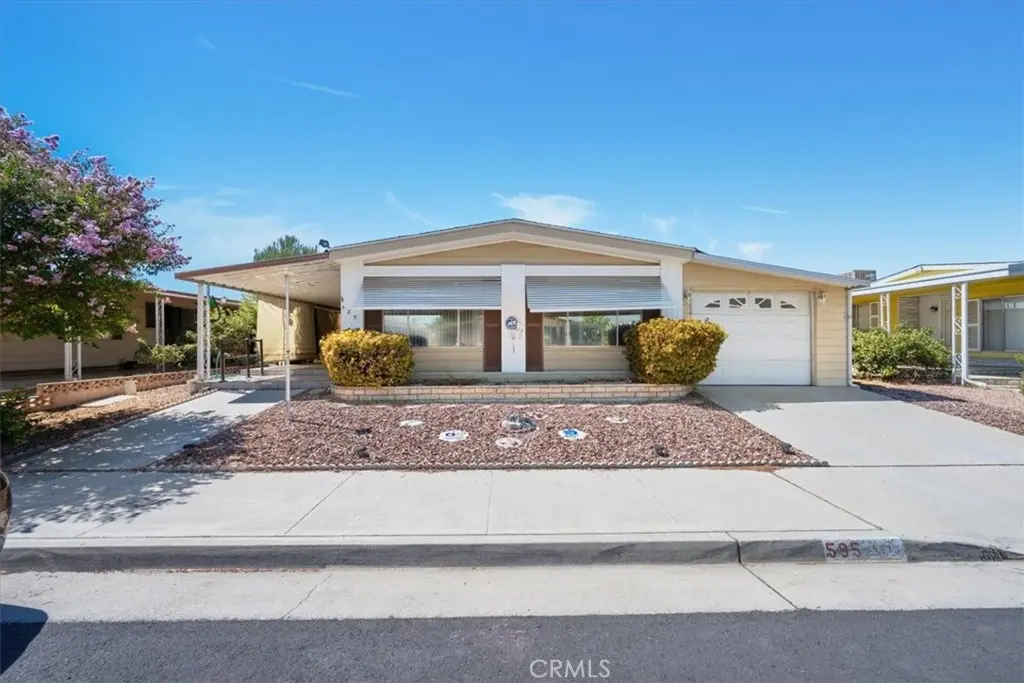 585 Palos Drive, Hemet, CA — listing photo 1