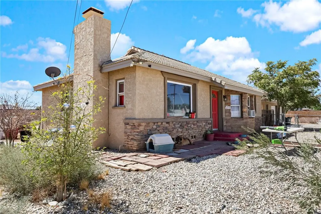 12093 Lee, Adelanto, CA — listing photo 1