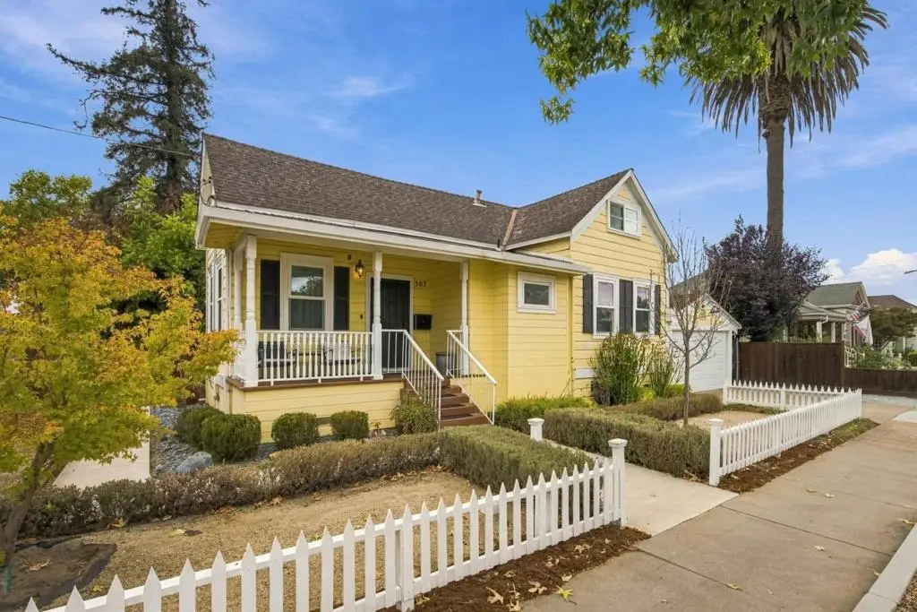 Single Family Residence for sale at 307 E 6th Street, Gilroy, CA featuring 4 beds and 1 bath