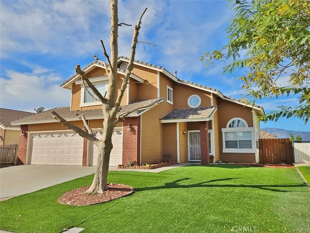 Residential Lease for rent at 35561 Frederick Street, Wildomar, Riverside County, CA featuring 3 beds and 3 baths