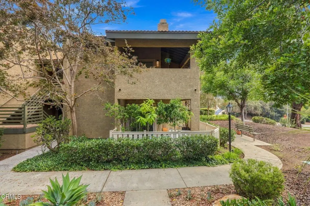 751 Birchpark Circle 102, Thousand Oaks, CA — listing photo 1