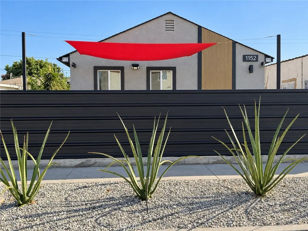 Triplex for sale at 1152 E 77th, Los Angeles, CA featuring 1 bed and 1 bath